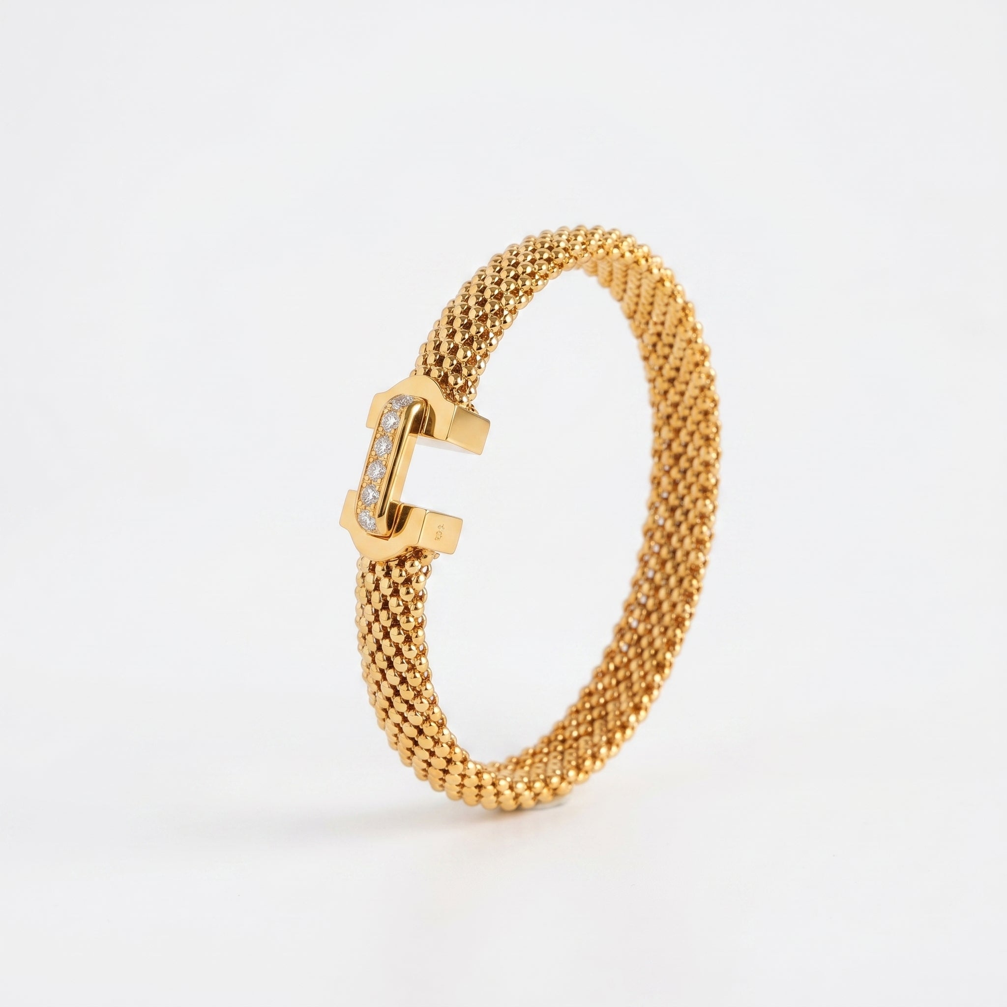 Popcorn Mesh Horseshoe Clasp Bracelet